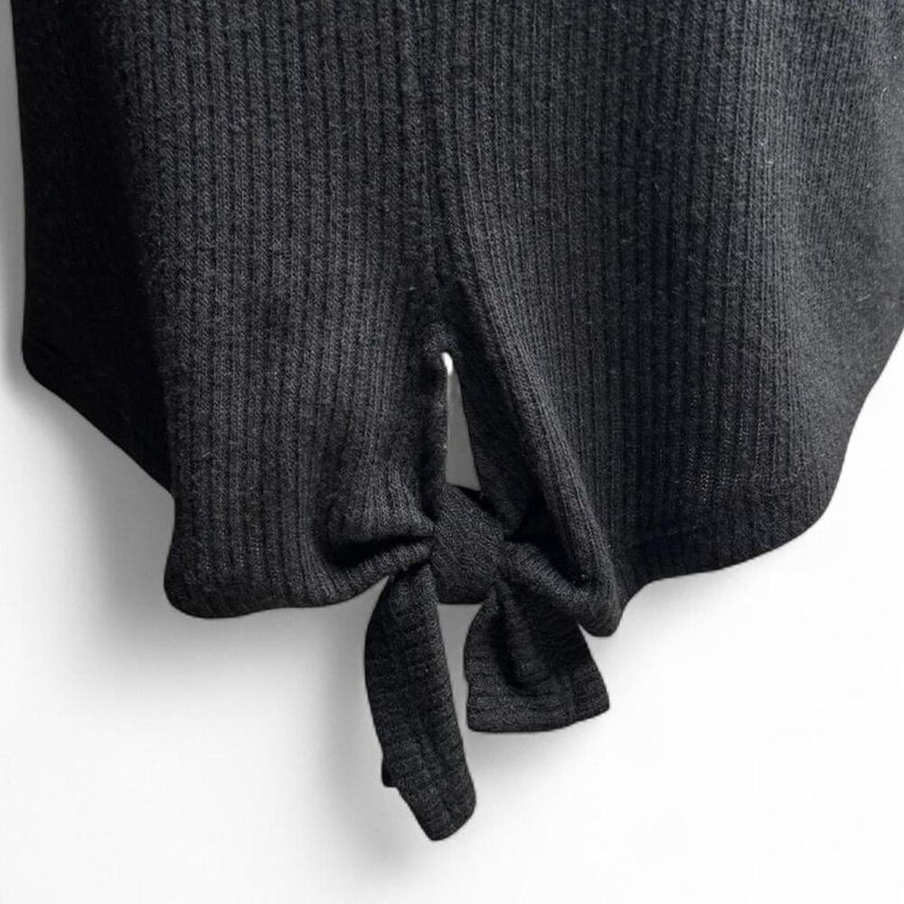 Black Ribbed Knot Front Crop Top by Mind Code Size Large - Picture 4 of 8